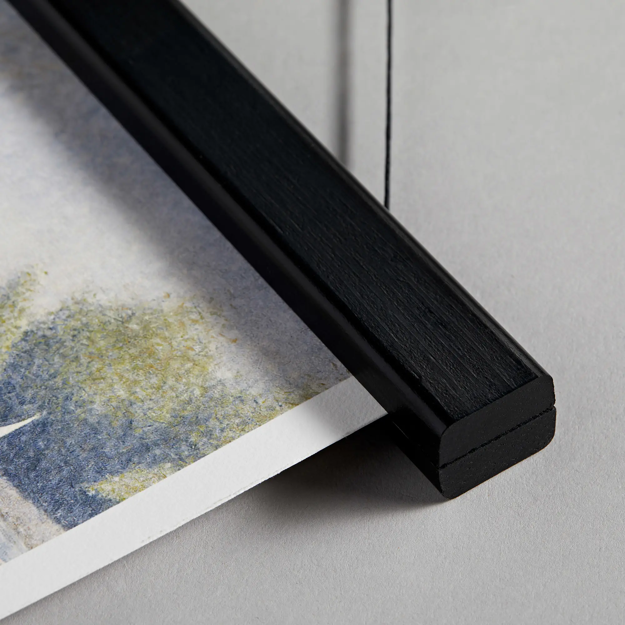 12 - Black poster frame end POSTER HANGERS